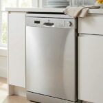 Le Lave-vaisselle Fitco Silver FDW-X1D14S est un lave-vaisselle pose libre 60 cm